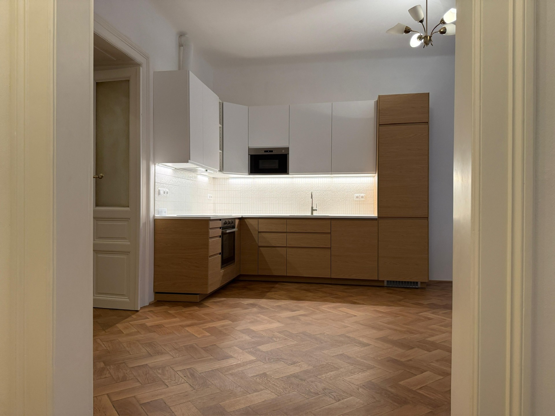 2+1 na 4+kk, Praha 2